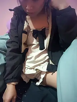 Layyla99 online show from December 2025 12:54:01 PM