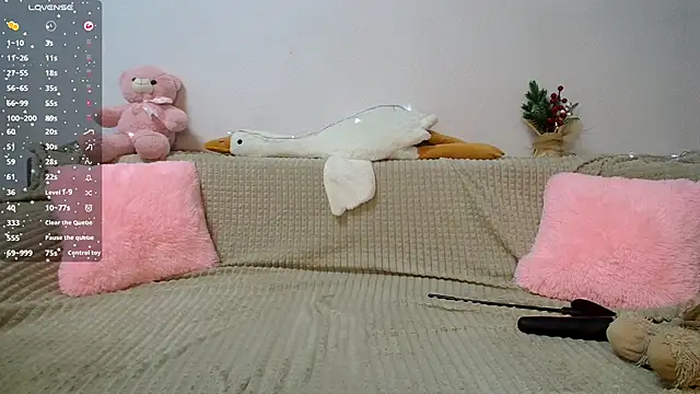 Snapshot of Vero_VibeCharm chatting on December 2025 08:30:02 AM Vero VibeCharm online show from December 2025 08:30:02 AM