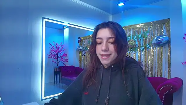 Snapshot of Isabell_smiith chatting on December 2025 11:04:02 AM Isabell smiith online show from December 2025 11:04:02 AM