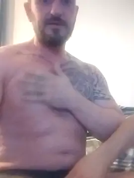 Tonybp84 online show from December 2025 08:18:01 AM