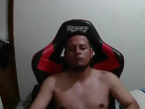 MonkeydacexD94 online show from December 2025 03:27:02 PM