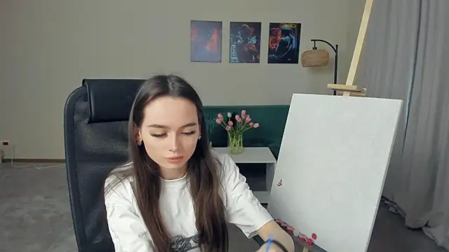 YvonneRobes online show from December 2025 12:10:02 PM