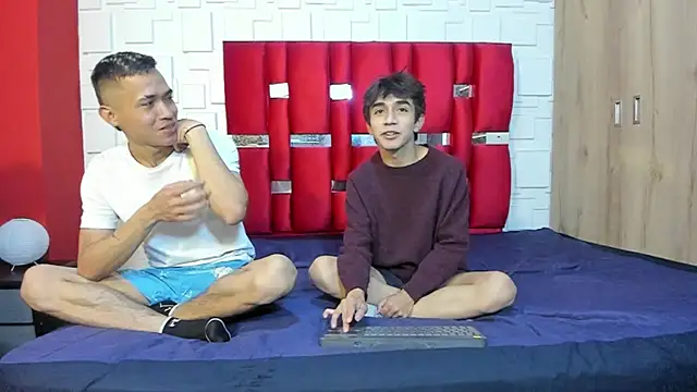 Snapshot of PetterSosa25 chatting on December 2025 02:44:02 PM PetterSosa25 online show from December 2025 02:44:02 PM