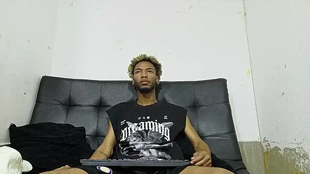 Snapshot of Higger_dick chatting on December 2025 02:22:02 PM Higger dick online show from December 2025 02:22:02 PM