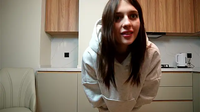 Snapshot of staceyblaine_ chatting on December 2025 08:46:01 PM staceyblaine online show from December 2025 08:46:01 PM