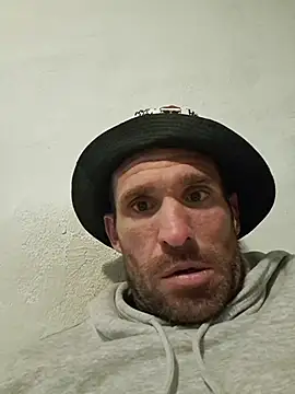 Good1Good4 online show from December 2025 10:49:02 PM