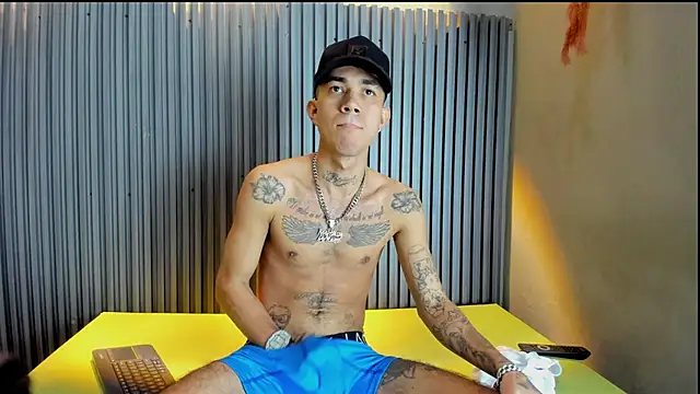 AYALA TATTOO online show from December 2025 10:14:01 PM