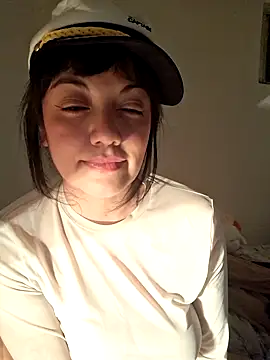 Snapshot of DeligDanny chatting on December 2025 09:14:01 AM DeligDanny online show from December 2025 09:14:01 AM