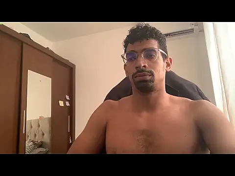 Snapshot of Nerdhot20cm chatting on December 2025 03:39:01 PM Nerdhot20cm online show from December 2025 03:39:01 PM