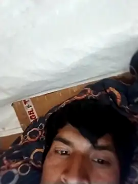 eladicto4 online show from December 2025 05:06:02 PM