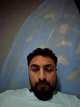 Moreno 002  online show from December 2025 05:17:01 PM