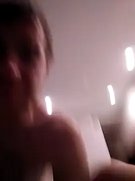 Snapshot of qdar665 chatting on December 2025 01:45:02 AM qdar665 online show from December 2025 01:45:02 AM