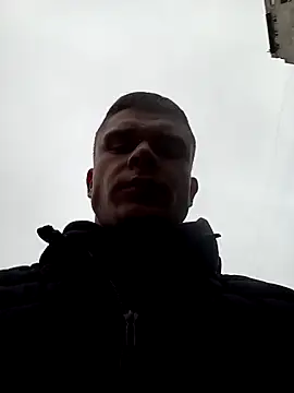 Snapshot of Nemon chatting on December 2025 07:04:02 AM Nemon online show from December 2025 07:04:02 AM