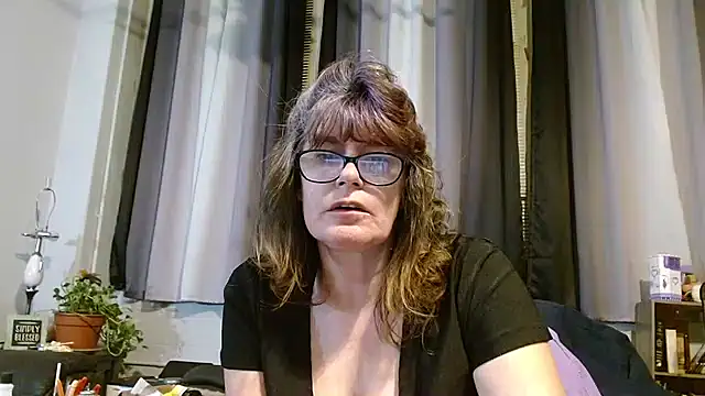 ladylavende3 online show from February 2025 06:17:02 AM