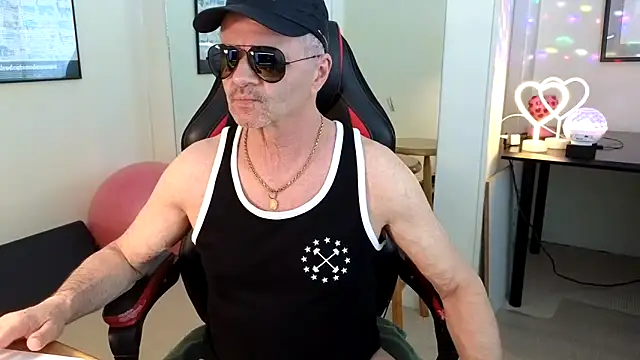 hotdadbod online show from January 2025 09:41:02 PM