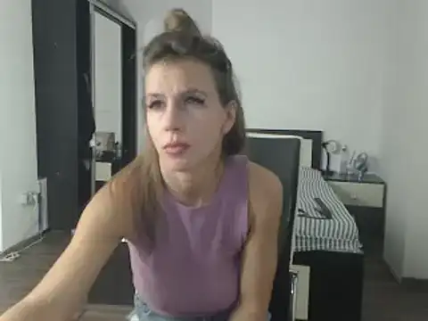 Snapshot of DedeSibel chatting on January 2025 02:56:02 PM DedeSibel online show from January 2025 02:56:02 PM