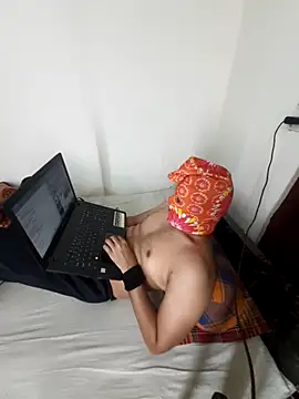 Amit4younaughty online show from March 2025 08:05:02 PM