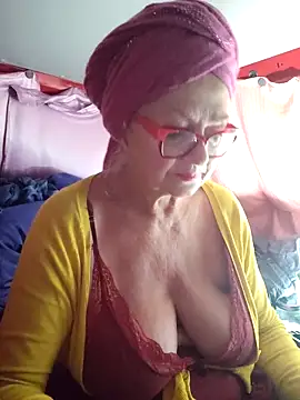 MucMilf59 online show from February 2025 07:04:02 PM