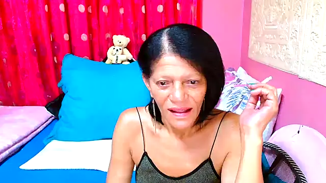 SLUTTYROXY online show from January 2025 05:32:01 AM