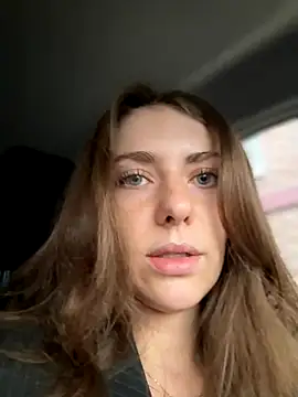 Snapshot of MariiD chatting on October 2025 05:57:02 AM MariiD online show from October 2025 05:57:02 AM