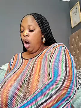 SWEETDOLLY29XX online show from December 2024 11:33:01 AM