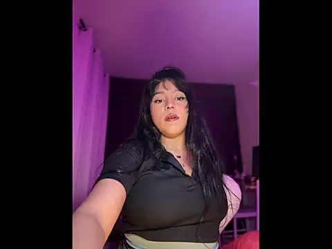 Snapshot of Naiara_sex chatting on November 2025 05:39:02 AM Naiara sex online show from November 2025 05:39:02 AM