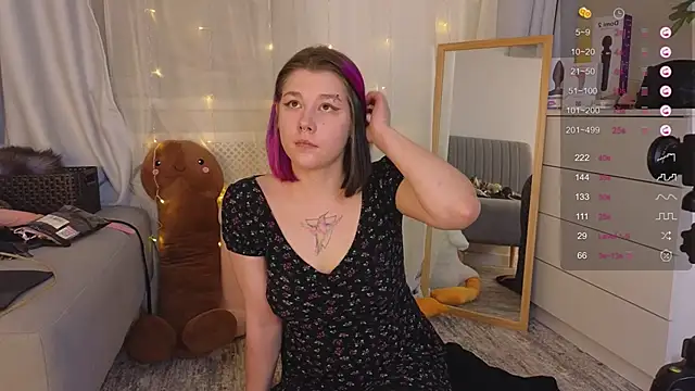 Mira Falls online show from December 2024 07:16:01 AM