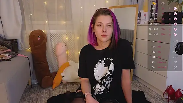 Mira Falls online show from December 2024 10:56:01 AM