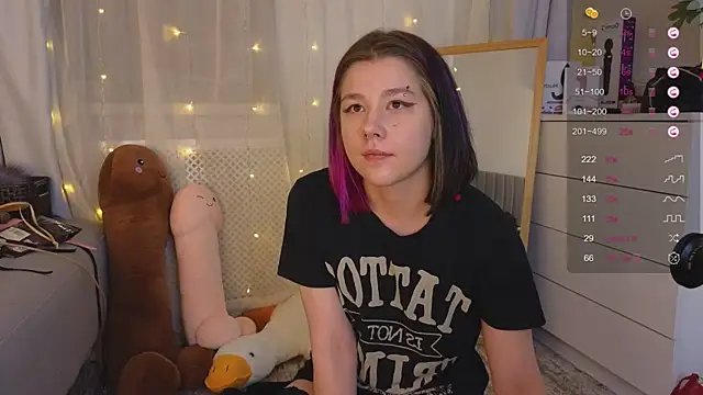 Mira Falls online show from December 2024 07:26:01 AM