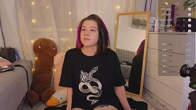 Mira Falls online show from December 2024 10:17:01 AM
