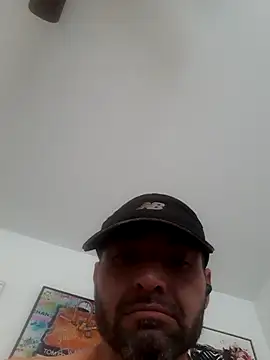 hottie212xh online show from December 2024 05:31:01 PM