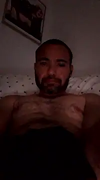 hottie212xh online show from December 2024 06:01:02 AM