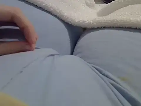 perescam online show from February 2025 12:33:01 AM