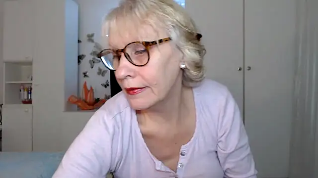 Ghertrude52 online show from February 2025 04:44:02 AM