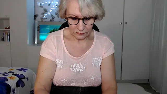 Ghertrude52 online show from March 2025 07:41:01 AM