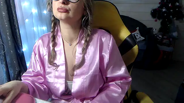 RubiLakros online show from January 2025 07:21:02 PM