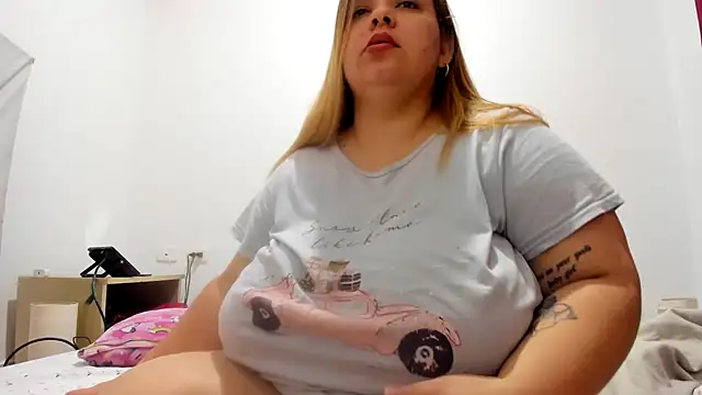 Blondylicious online show from March 2025 11:45:02 PM