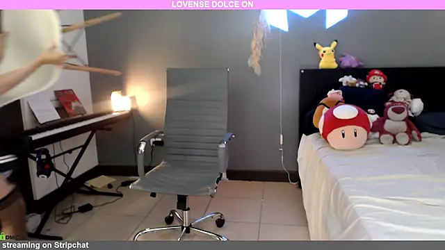 Snapshot of minarocket_ chatting on December 2025 04:46:02 PM minarocket online show from December 2025 04:46:02 PM