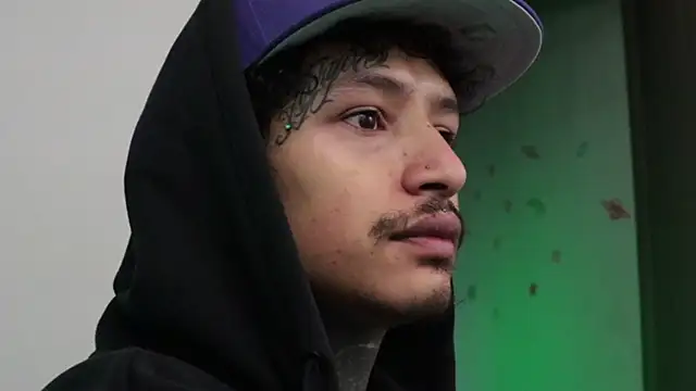 Snapshot of trieone chatting on December 2025 10:57:01 AM trieone online show from December 2025 10:57:01 AM