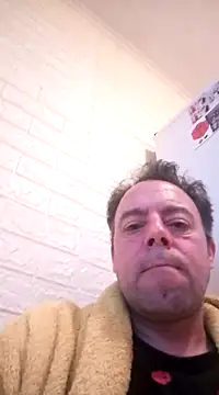 Snapshot of david_geam chatting on December 2024 06:33:01 AM david geam online show from December 2024 06:33:01 AM
