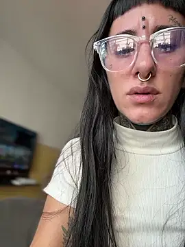 Snapshot of samisamsx chatting on October 2025 04:19:01 PM samisamsx online show from October 2025 04:19:01 PM