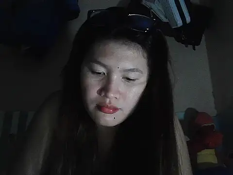 Snapshot of leamorena chatting on November 2025 03:12:02 PM leamorena online show from November 2025 03:12:02 PM