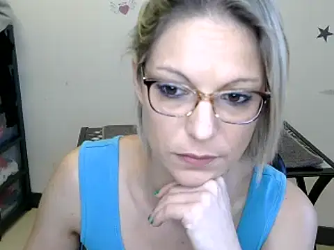 alixfeeling online show from December 2024 02:15:01 PM