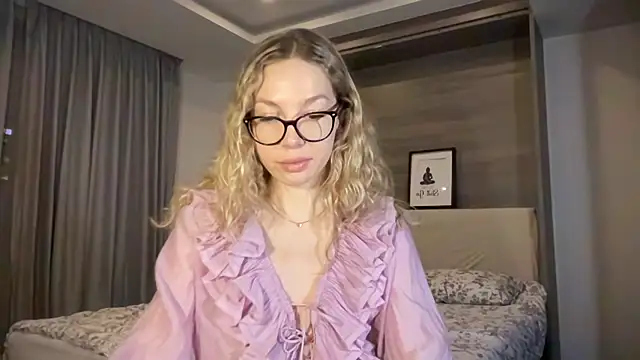 Cutensadistic online show from January 2025 11:37:02 AM