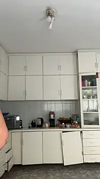 Snapshot of valentinny chatting on December 2025 07:41:02 PM valentinny online show from December 2025 07:41:02 PM