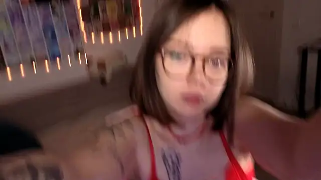Snapshot of MilenaSaint chatting on February 2025 05:48:01 AM MilenaSaint online show from February 2025 05:48:01 AM
