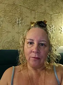 Snapshot of Janahotty chatting on December 2025 02:47:01 PM Janahotty online show from December 2025 02:47:01 PM