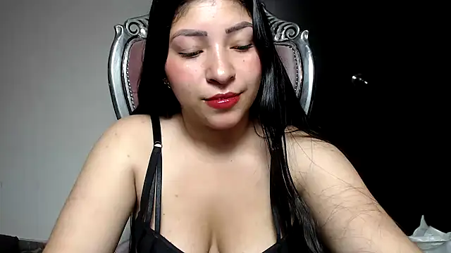 holly20a online show from December 2024 09:18:02 AM