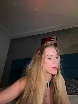 RockQueen A online show from January 2025 05:20:02 AM