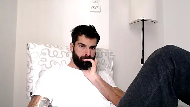 Verycutex online show from November 2025 09:15:02 AM